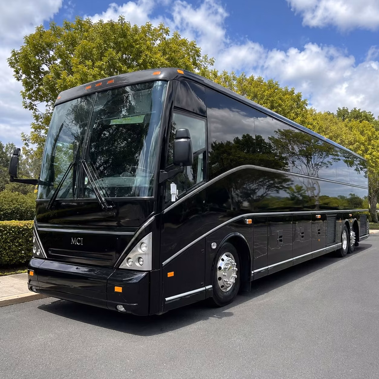 booking concert transportation for large groups in costa mesa