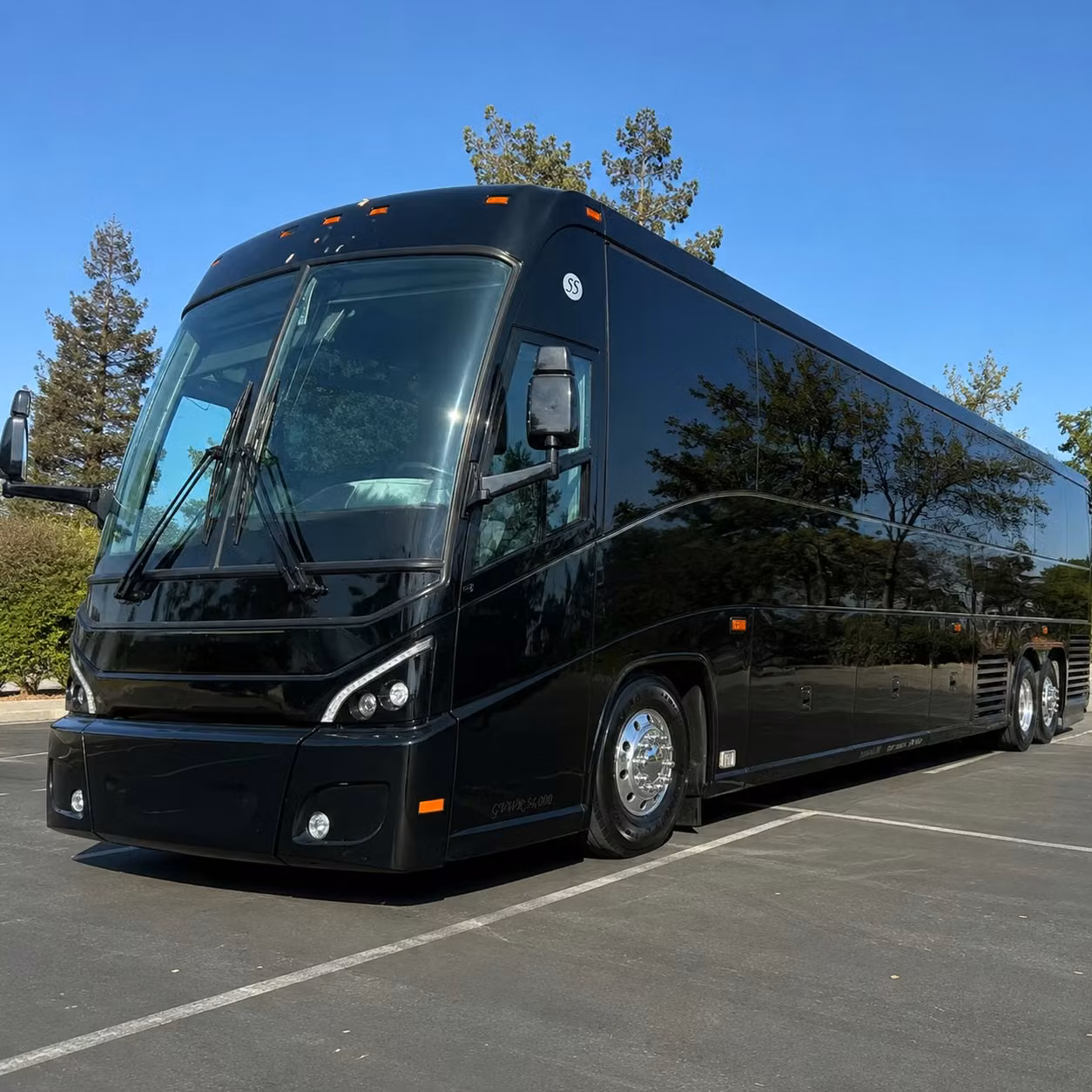 long distance charter bus rentals from costa mesa to las vegas your group s favorite run just got easier